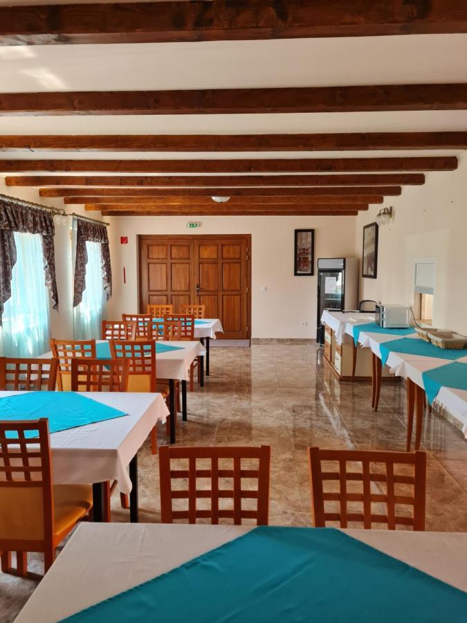 Bed and Breakfast Toroes Panzio Szabolcs Exterior foto